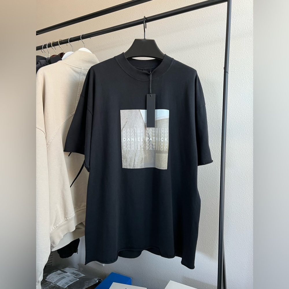 ✅ Daniel Patrick Graphic Tee #rhude #fearofgod #yeezy #gallerydept